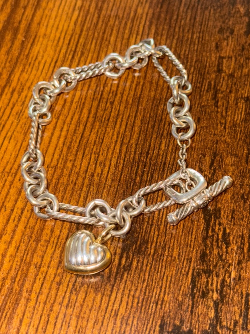 David Yurman Sterling Sliver with 18K Yellow gold heart charm bracelet - Picture 5 of 5